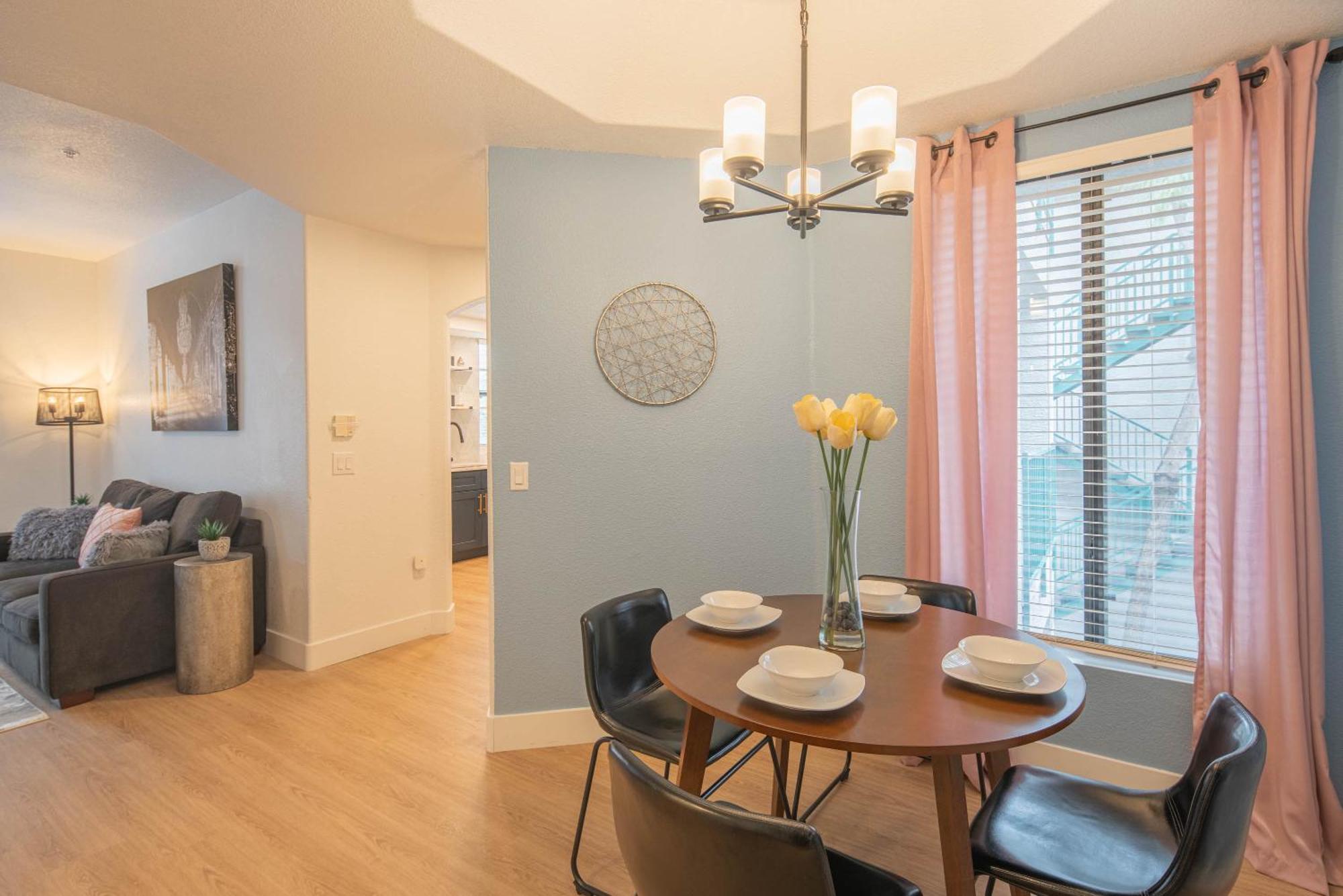 Exclusive-Walk To Golf, Shopping & Dining-King Bed N268 Apartment Scottsdale Exterior photo